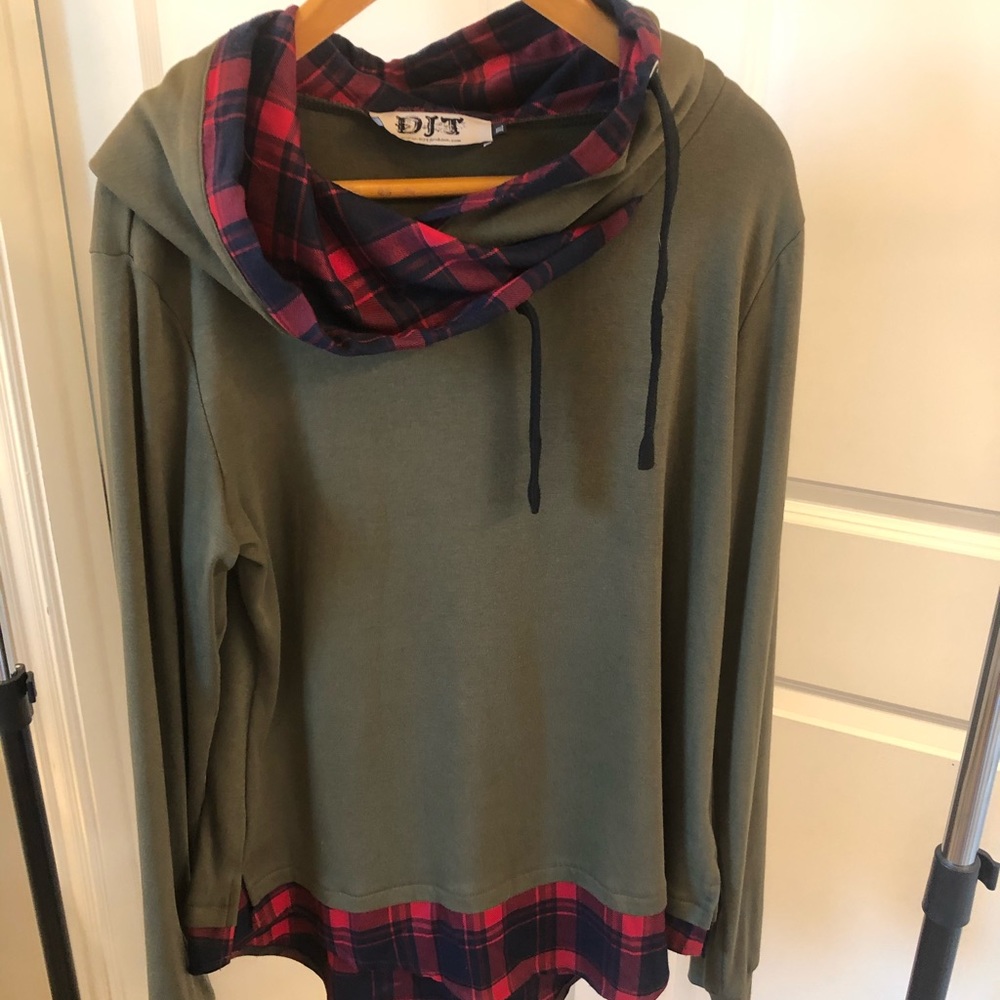 Funnel neck pullover hoodie